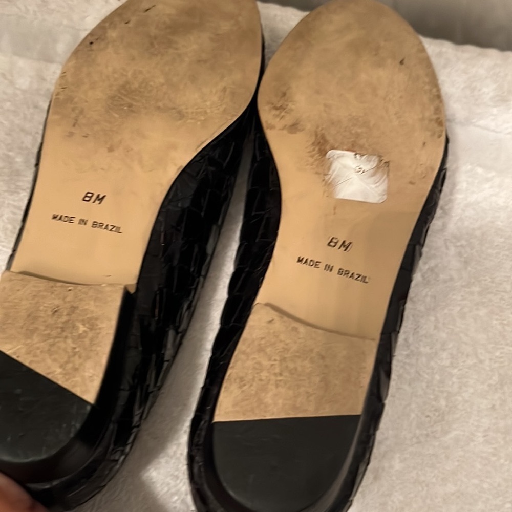 Shoes - Picture 3 of 3